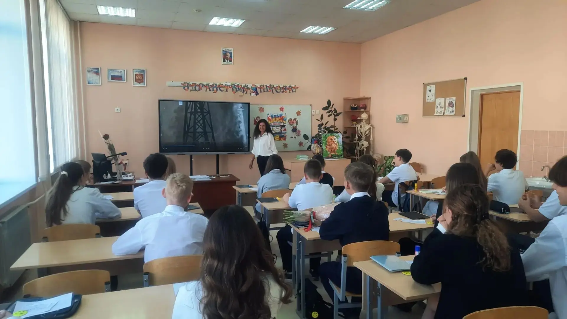 📌Сегодня в нашем лицее прошла торжественная линейка, посвященная Дню знаний, Году един...