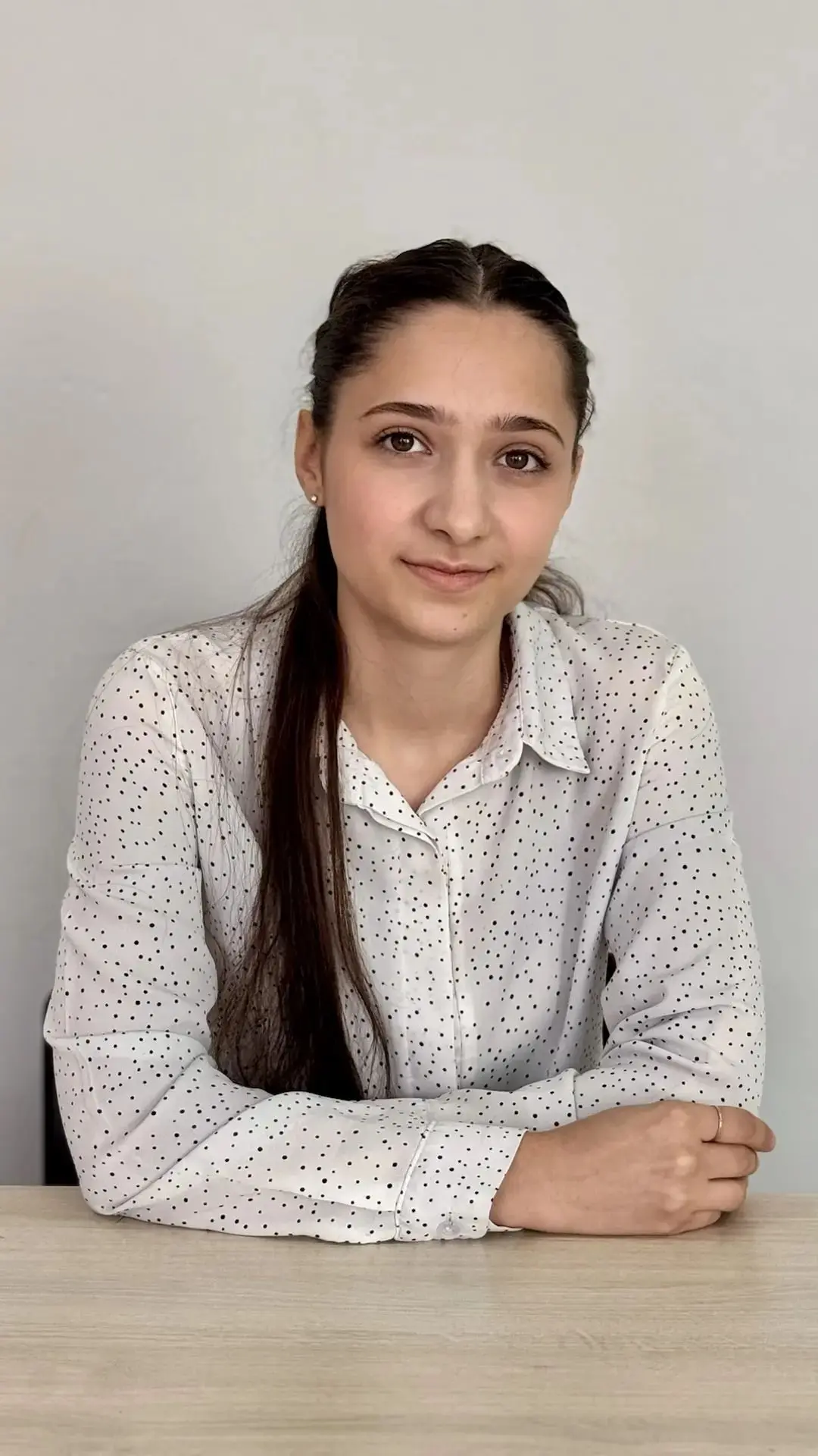 Педагогический коллектив, обучающиеся и родители МКОУ СОШ №12 поздравляют учителя русск...