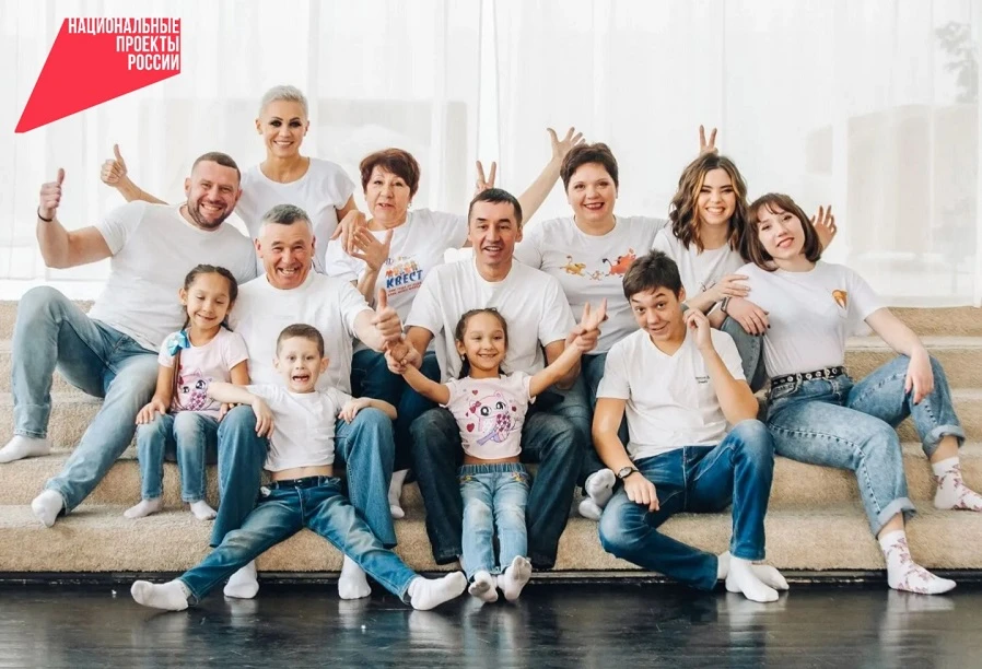 Золотая свадьба, гири, волейбол и 6 внуков: удивительная история семьи Богдановых из Пр...