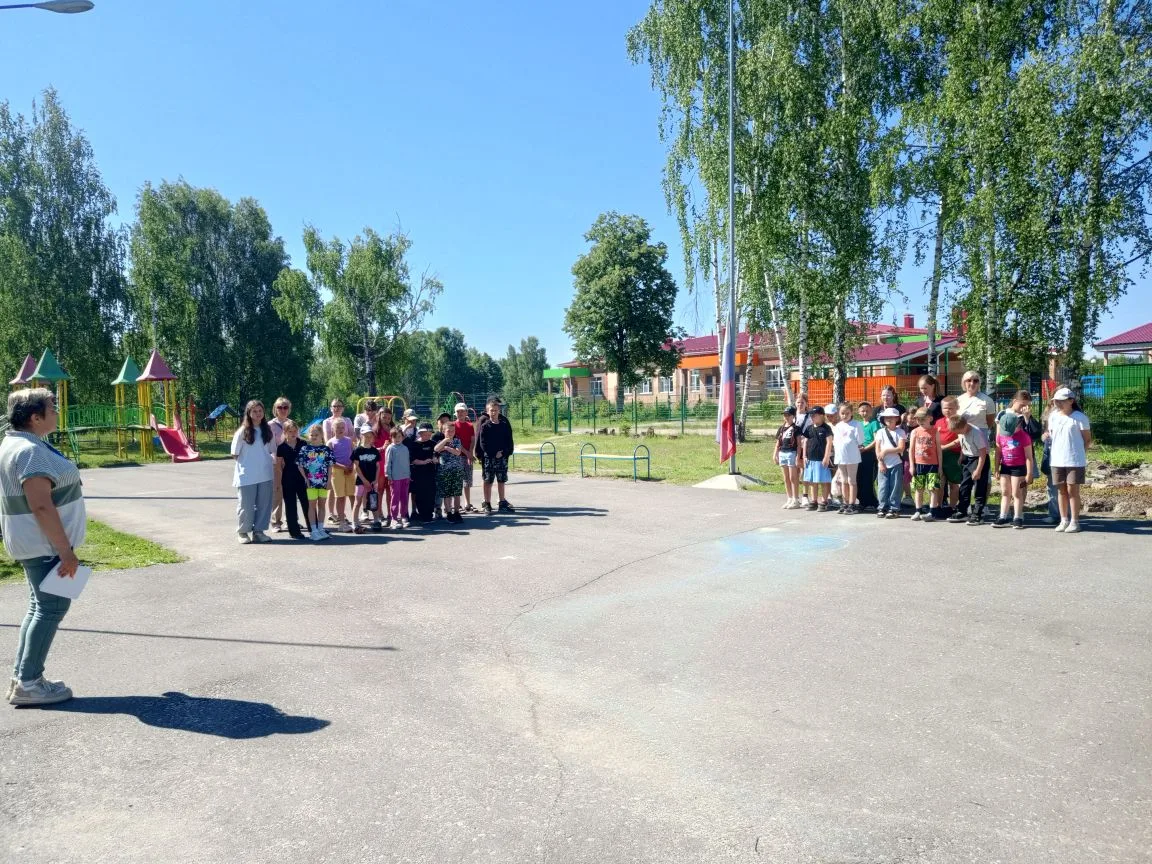 🏆Спорт! Спорт! Спорт!🏆

🏀Шестой день в лагере "Галактика" был посвящён спорту. Уторм ребята по вс