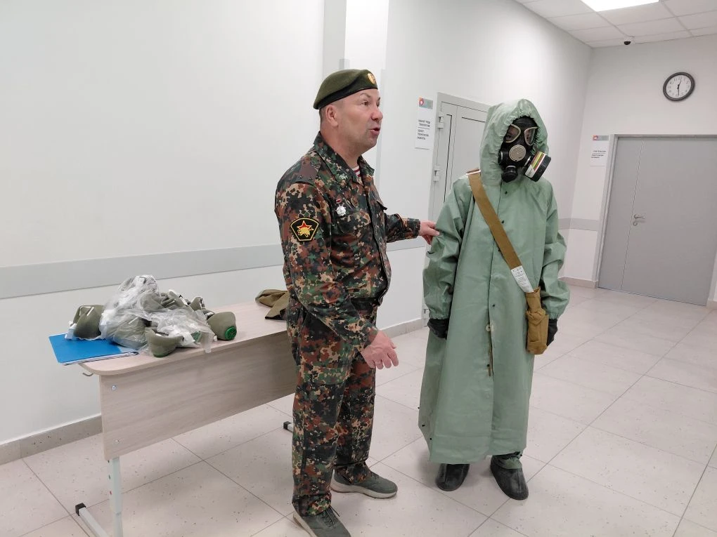 Программа сборов: День Содержание 1 Теория: основы военной службы, история, обязанности гражданина. 