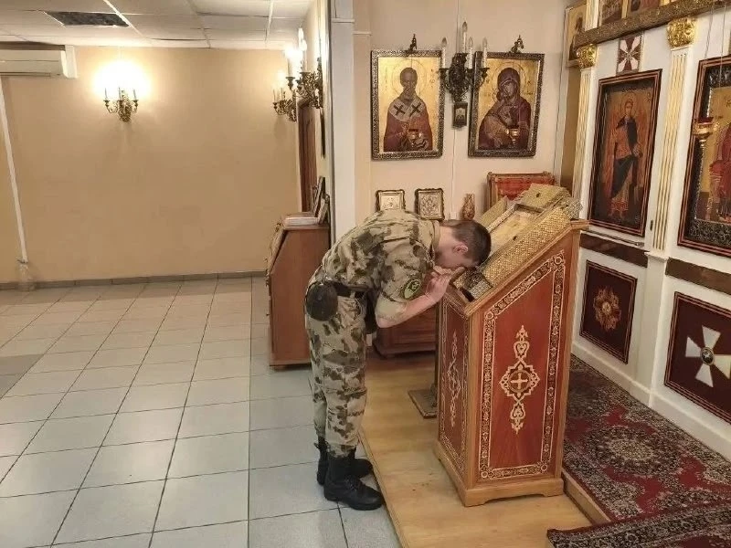 Седьмой день - Богу
В день Всех святых земли Российской просиявших личный состав войсковой части 312