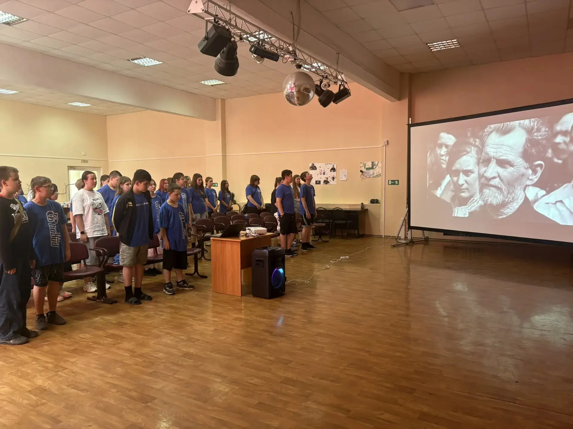 📌 Всероссийская минута молчания

Сегодня, в День памяти и скорби, мы присоединились к общей акции. 