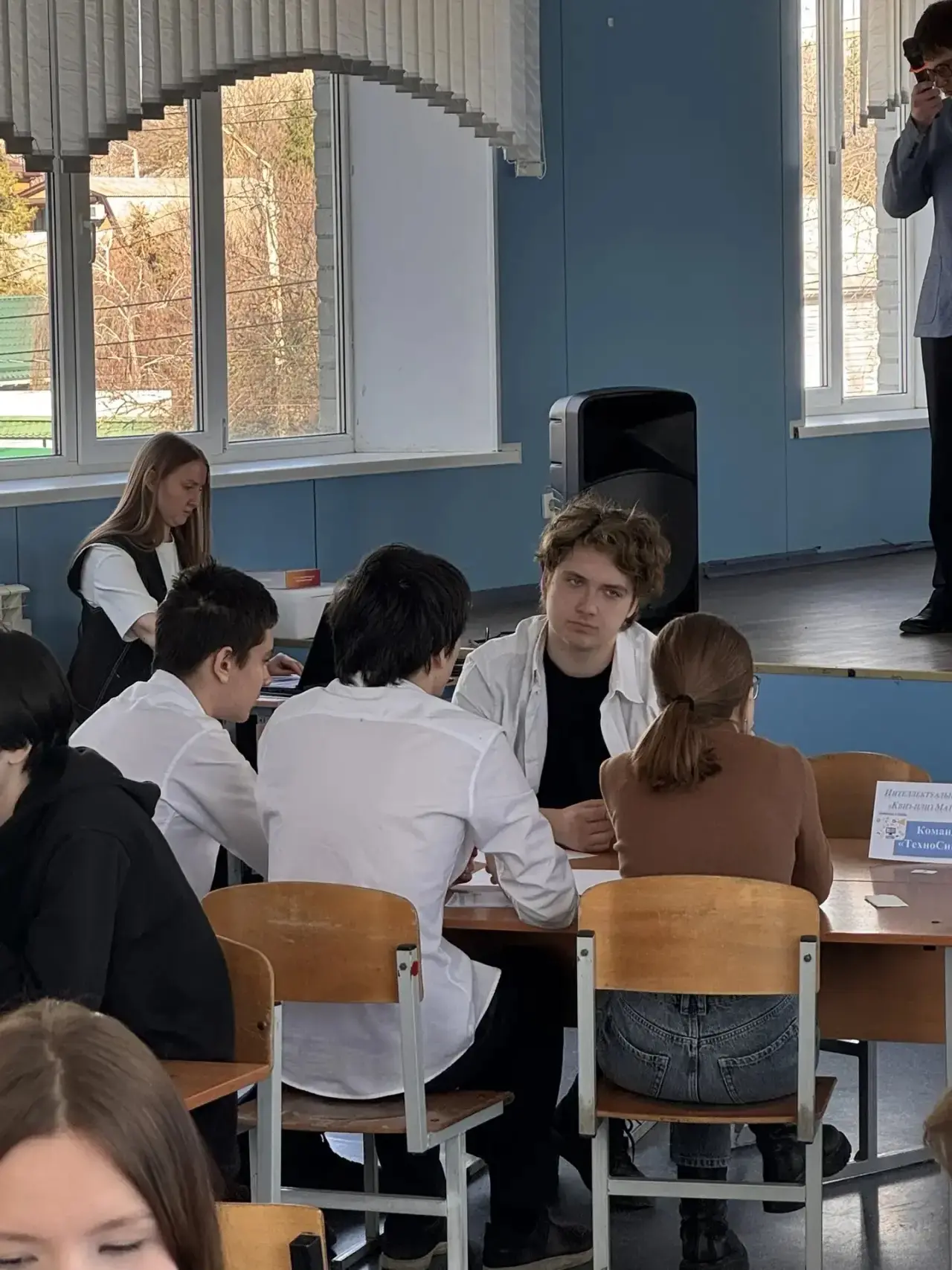 Обучающиеся  10 «А» кл.(Поколодная Е.В.) приняли участие в городской интеллектуальной игре «Квиз-пли