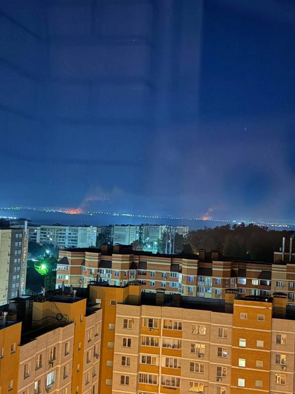Силы ПВО с вечера уничтожили 123 украинских БПЛА над 13 субъектами РФ: 
▪️Беспилотники сбивали над т