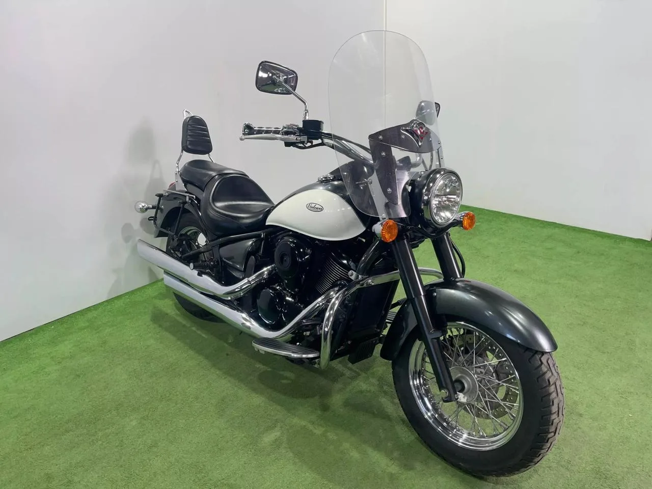 KAWASAKI VULCAN900 CLASSIC в наличии во Владивостоке  Характеристики:  - 2012 год - объем 900 см3 - 