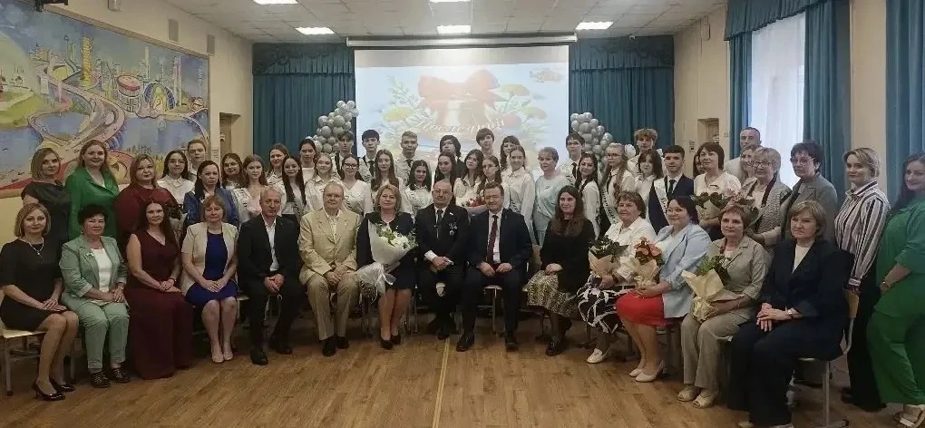 🔔 Последний звонок для 11-классников