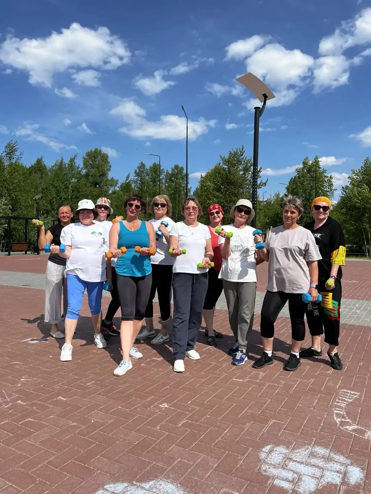 Долголетие с ПУРСПОРТ перешло в летний формат занятий

☀️ Сегодня утренняя тренировка проходит с Тат