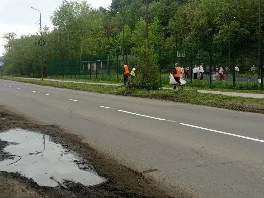 ➡️ Сегодня силами «Управления дорожно- транспортным хозяйством» выполнены следующие раб...