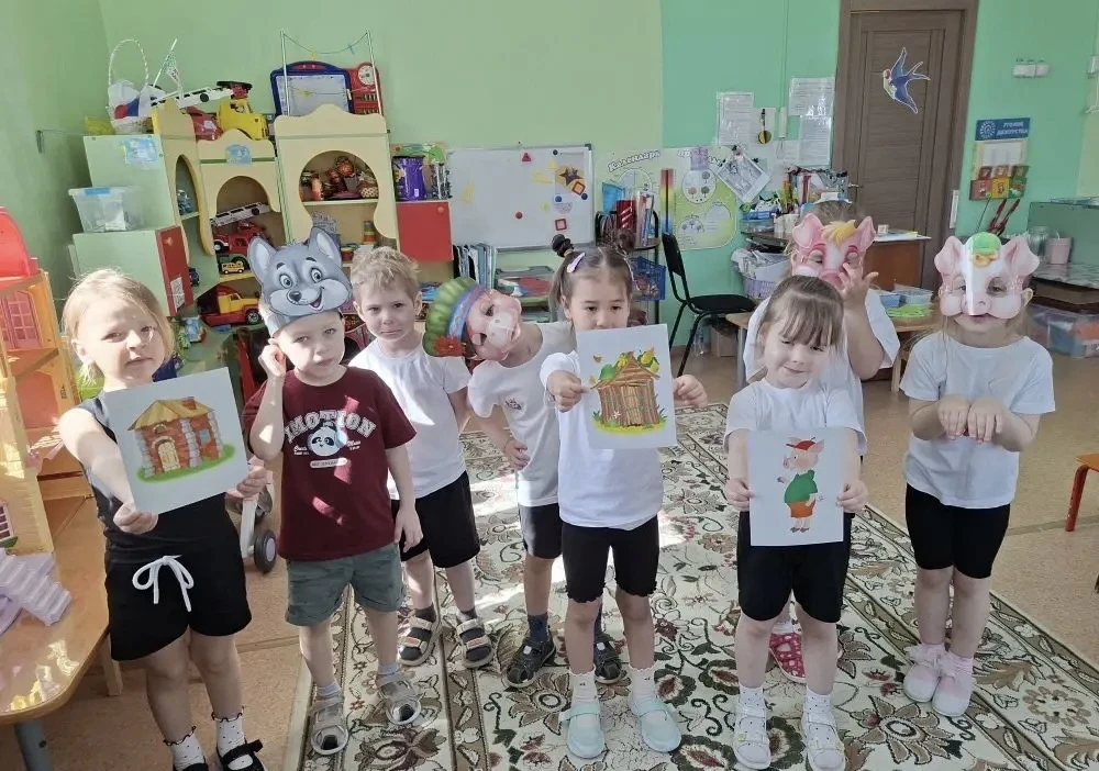 Развитие речи в средней группе, сказка «Три поросёнка»🐷🐷🐷

✅Развиваем диалоговую речь, уверенност