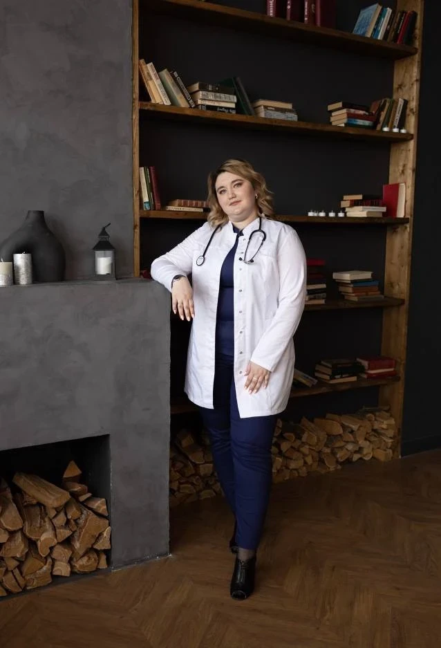 👩‍⚕️"Я люблю сельскую местность больше, чем город": история нового врача-хирурга Еткульской больниц