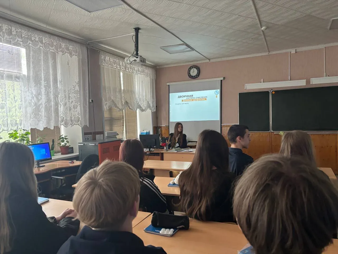 Школа №3: День наоборот 🔄 ‎ ‎27 апреля мы забыли о привычных ролях. Кто сказал, что ребёнок не может
