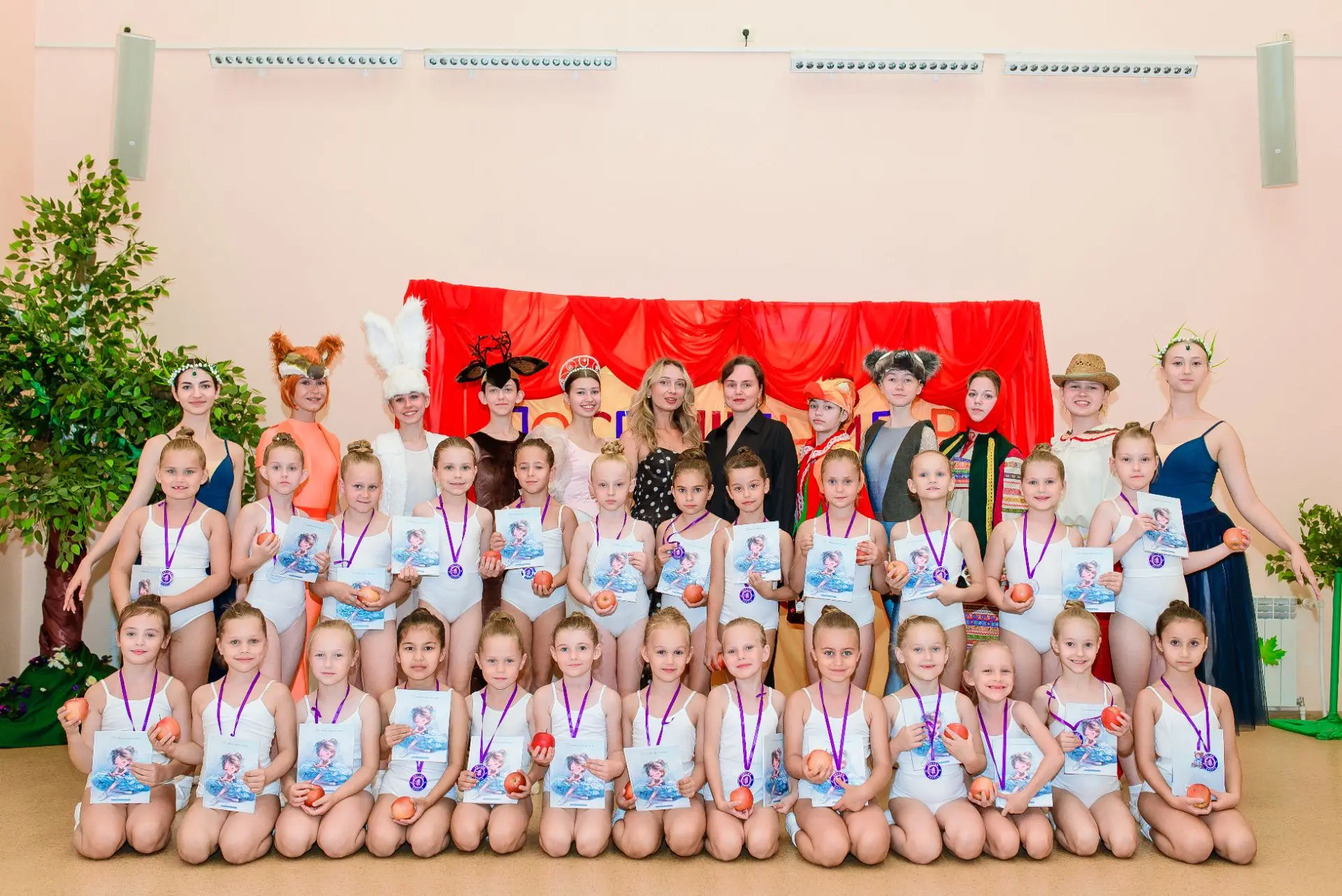 ✨ПОСВЯЩЕНИЕ В ПЕРВОКЛАССНИКИ В СКАЗОЧНОЙ СТРАНЕ ТАНЦА✨