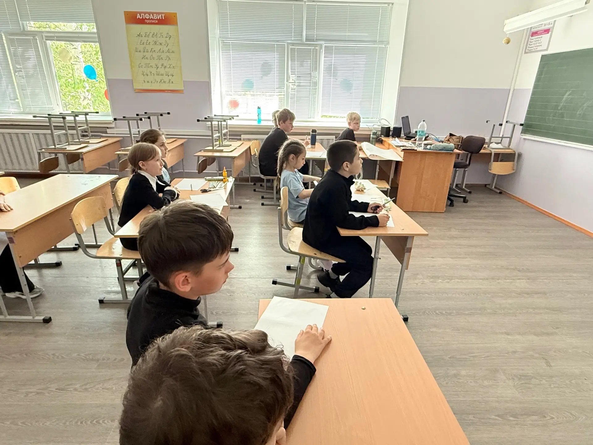 Сегодня воспитанники спортивно-оздоровительного лагеря посмотрели социально значимый фильм о вреде н
