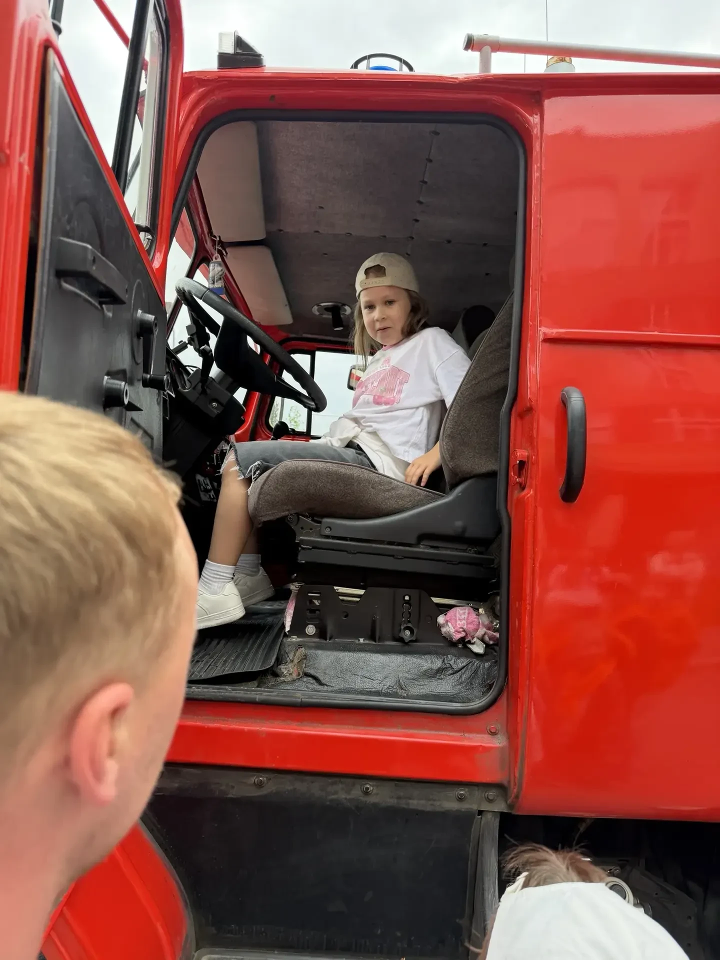 🚒 Свои люди на страже безопасности!
В гостях у ЛДП МАОУ СОШ № 6 прошла профориентационная встреча, 