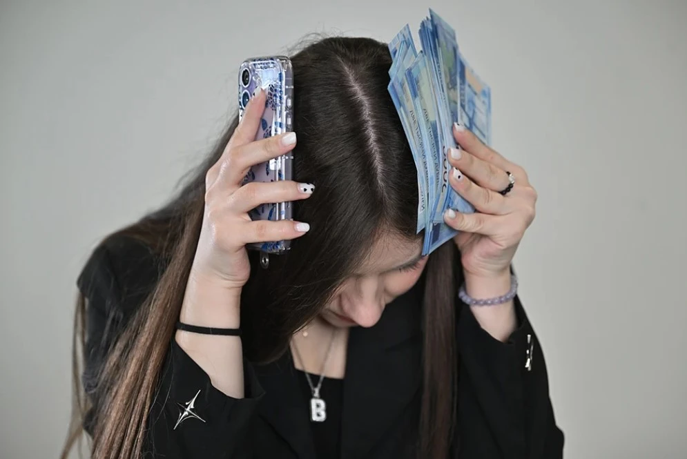 В полиции рассказали о схемах мошенников, которые толкают ребенка на преступление