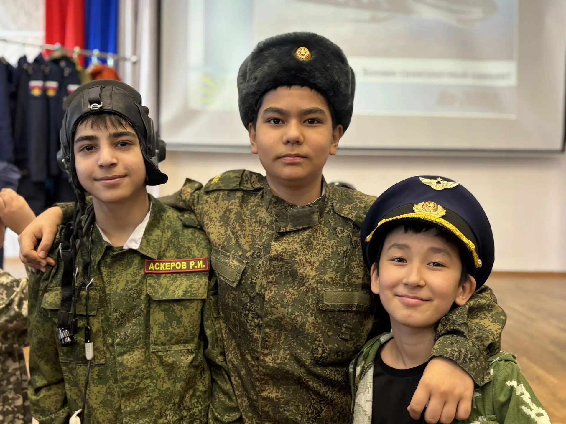 ✈️ Небо становится ближе: в гостях у кадетов — настоящие асы! Весенний лагерь наших кадетов продолжа