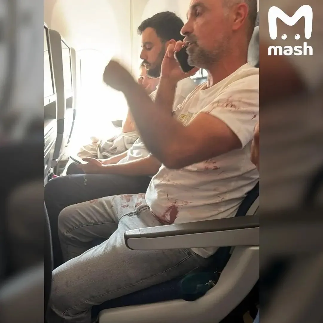 ❗️Украинский пилот напал на русского на рейсе Дубай — Тель-Авив. По… — публикация канала «ЧП ПЕРМЬ»