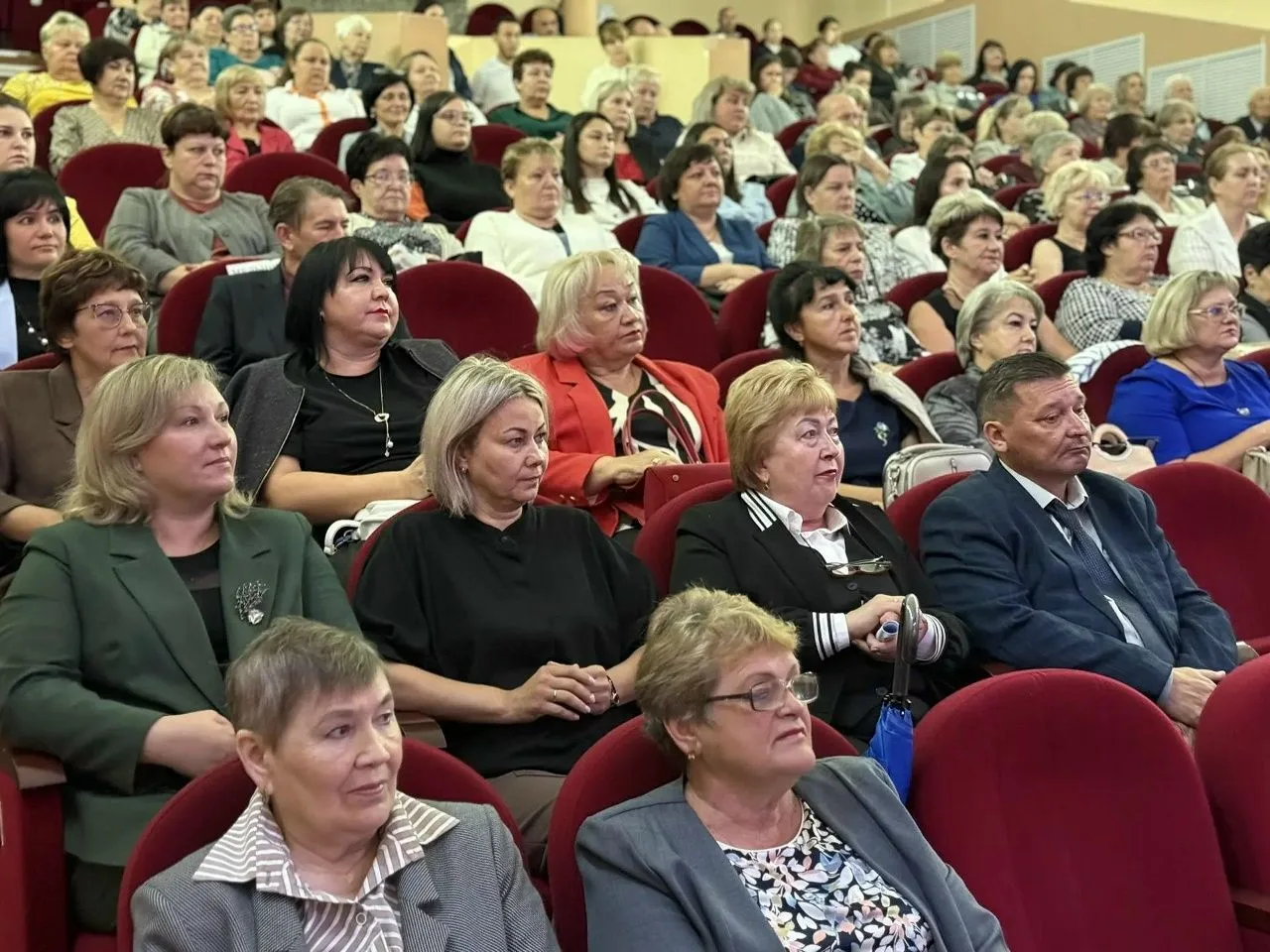 В Майнском районе прошла Августовская педагогическая конференция «Педагогика единства. ...