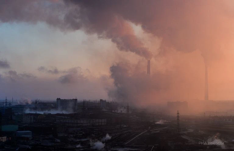 В Уфе зафиксирована повышенная концентрация хлорида водорода в воздухе. Специалисты Баш...