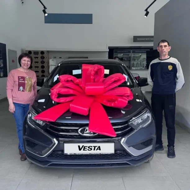 Весна ушла, а LADA Vesta пришла!