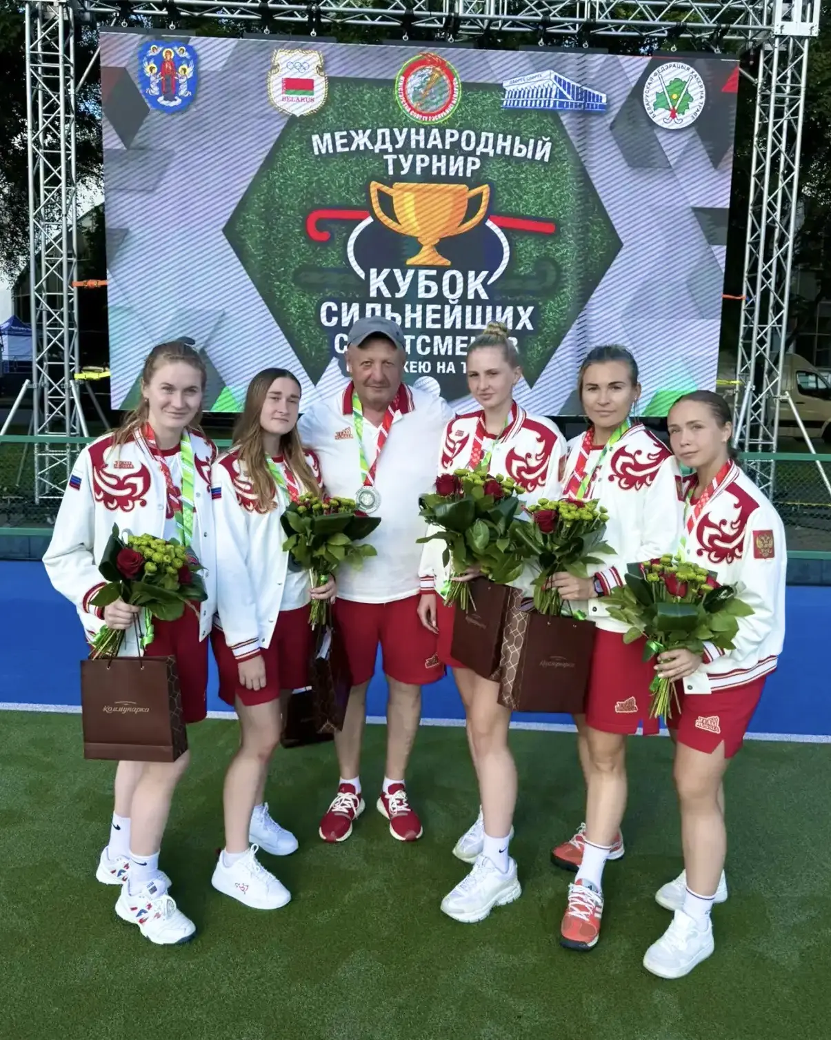 🏑 Международный турнир по хоккею на траве «Кубок сильнейших спортсменов» в Минске. 

🥈Хоккеистки к