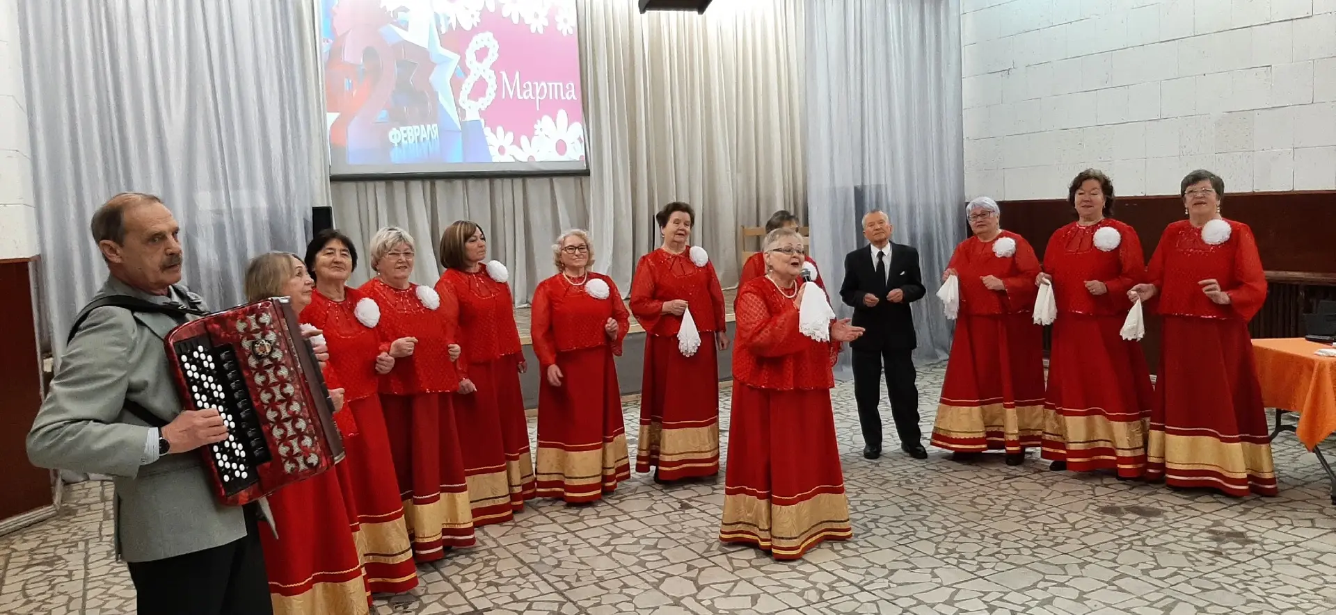 💐 Праздник мужества и красоты: во «Дворце культуры Электрон» отметили 23 февраля и 8 м...