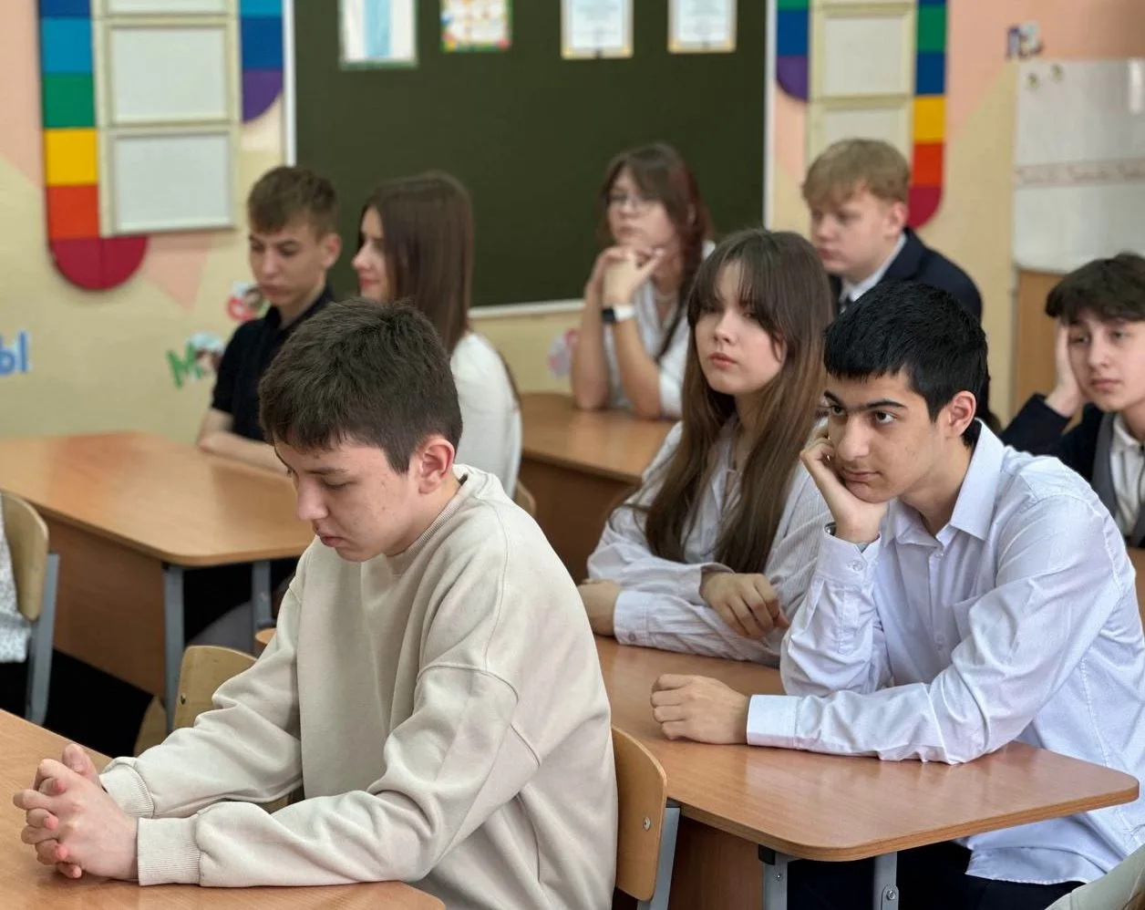 Чисто там, где не мусорят  🌍 Сегодня, 22 апреля — День Земли, и это отличный повод задуматься о наши
