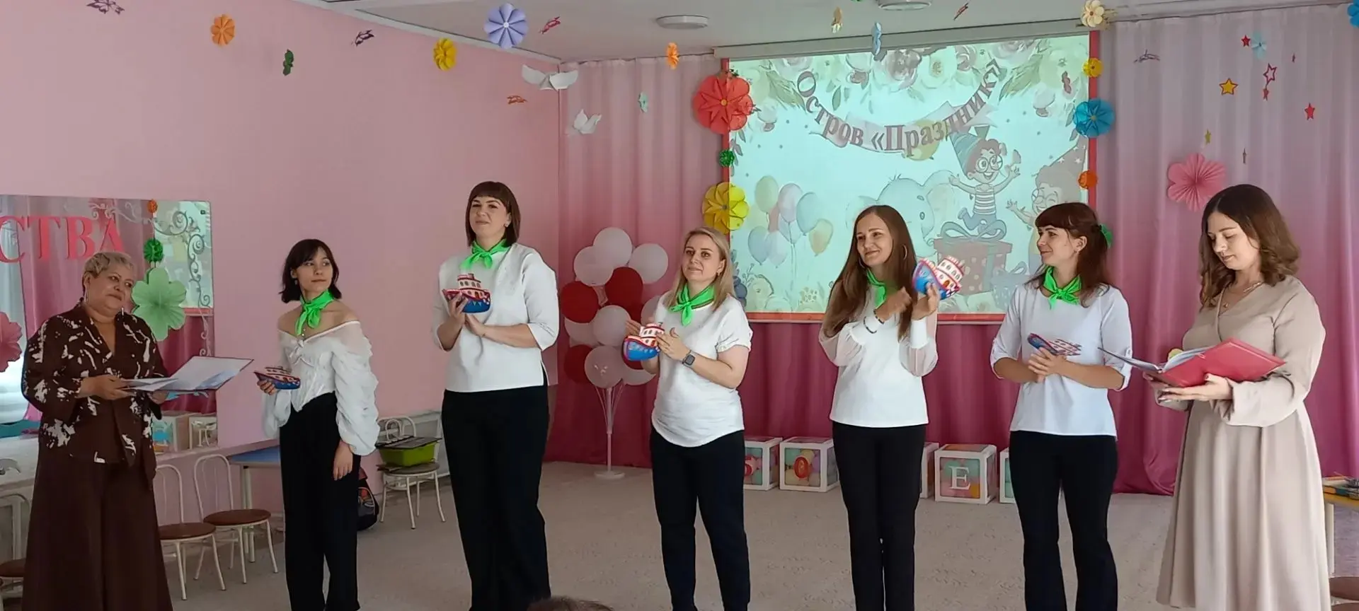 🥳Нам — 50 лет! 🎉

✨️Сегодня особенный день в жизни нашего детского сада. Мы отмечаем свой первый б