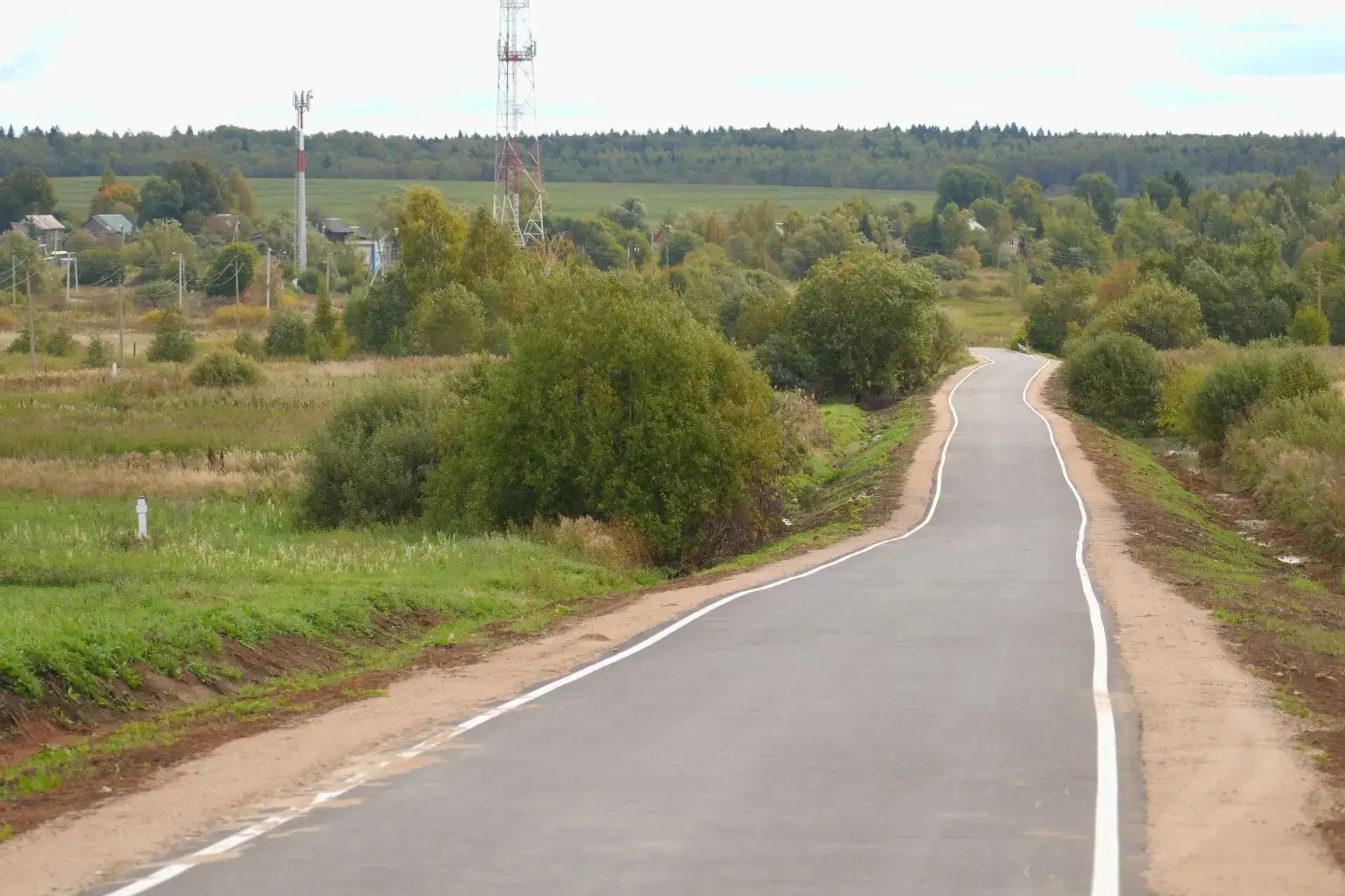 В деревне Душищево праздник — открыли новую дорогу
