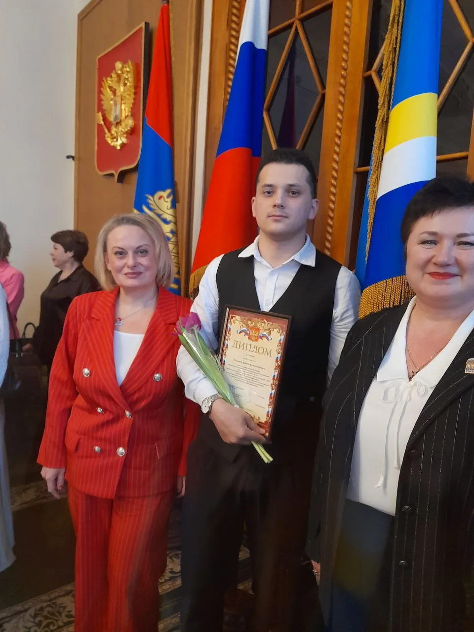 Поздравляем Артёма Александровича Талалаева, учителя истории, который занял 2 место в конкурсе педаг