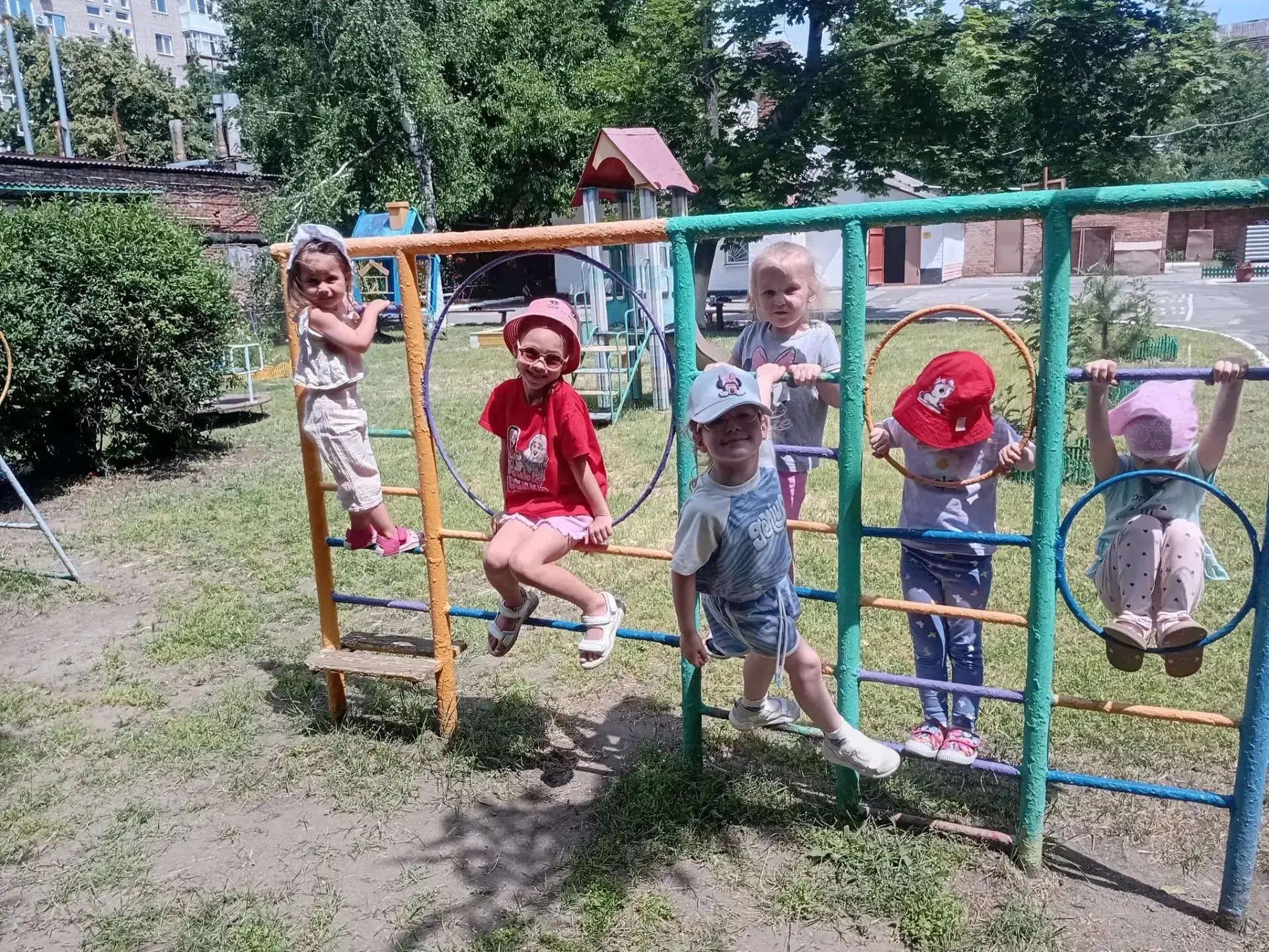 Лето  - любимая пора!
Лето в дошкольном образовательном учреждении  — это особый период, направленны