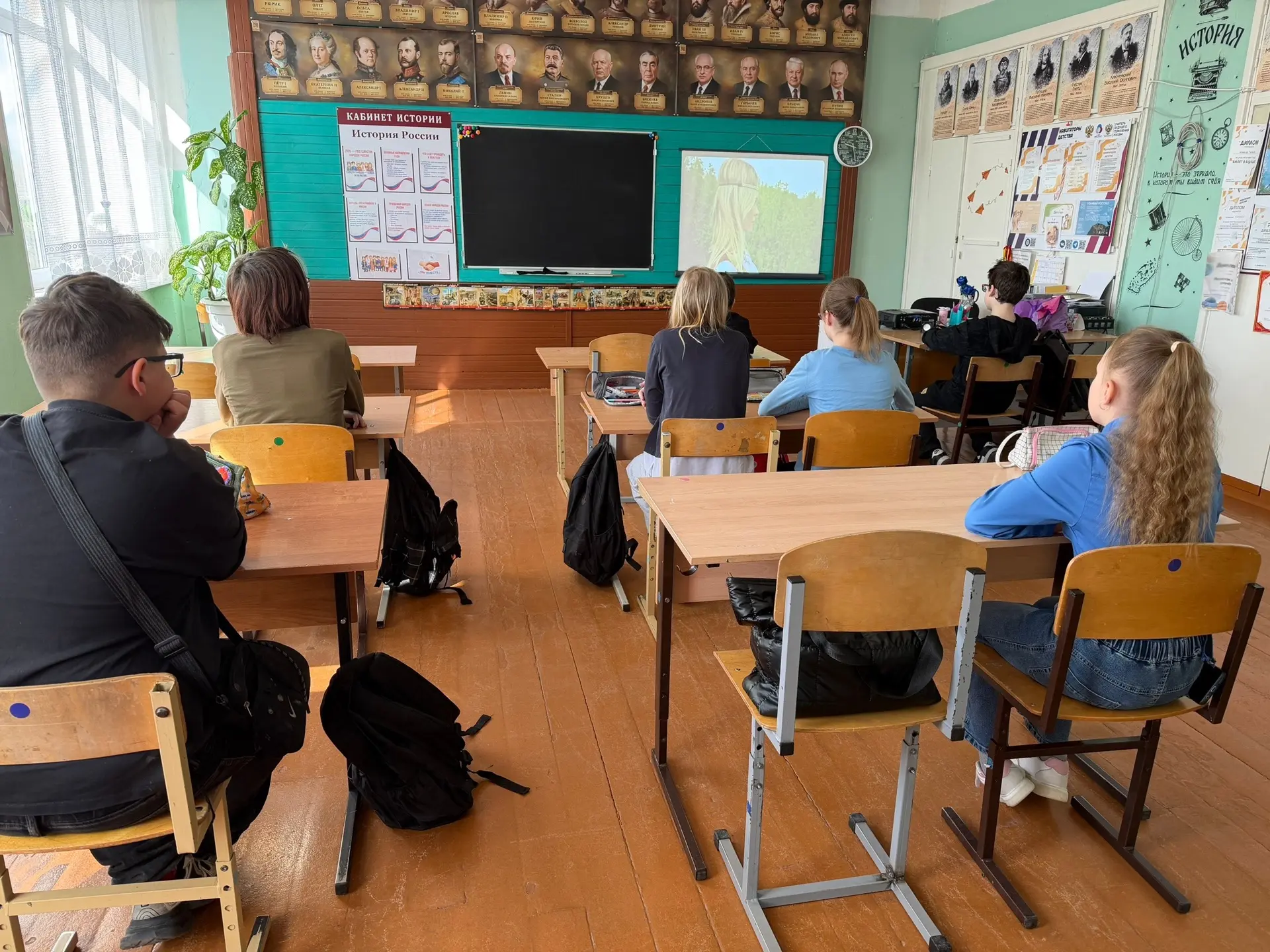 🇷🇺 Карелия — край традиций: взгляд из 5 класса

В преддверии Дня малочисленных народов Карелии, 30