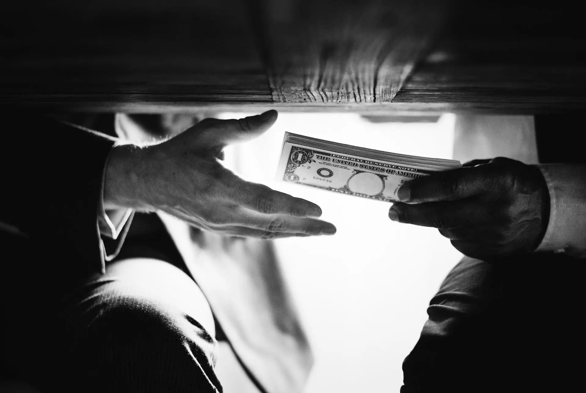 📌 Югорчанку обвиняют в создании финансовой пирамиды