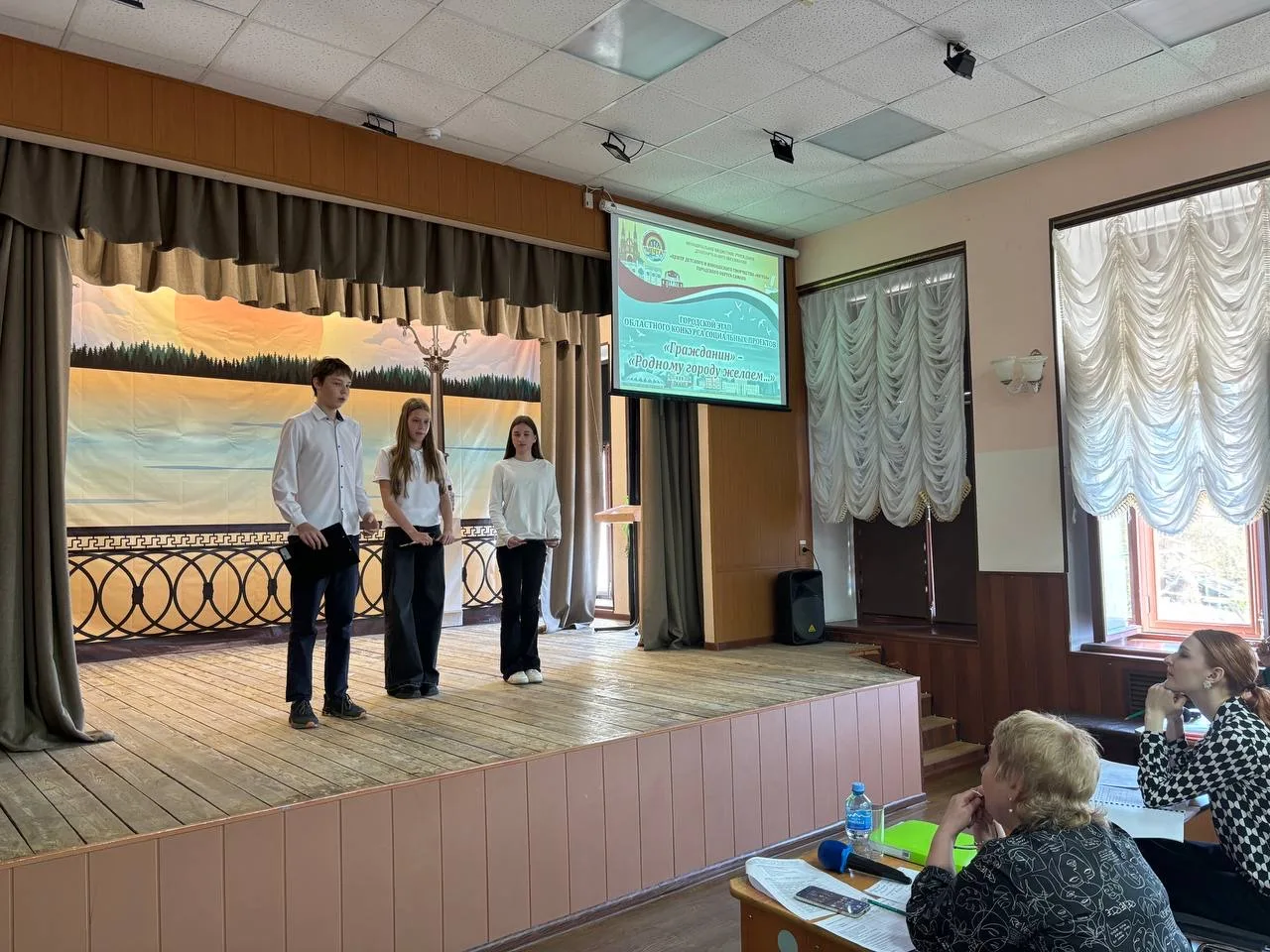 Активисты Ученического Самоуправления и волонтёрского отряда «Живое сердце» МБОУ «Школа № 121» г.о. 