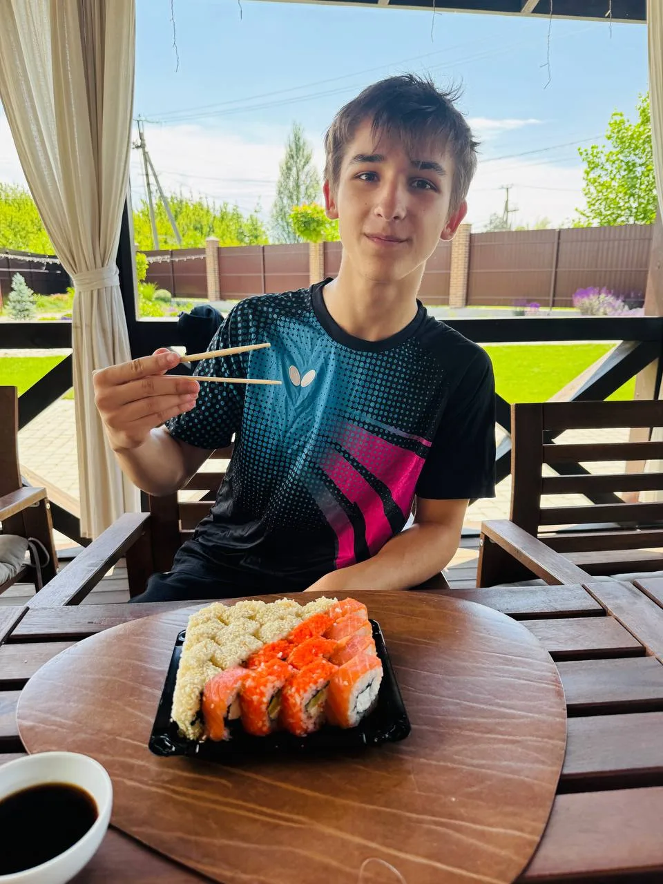 Сегодня у нас был особенно вкусный ужин. 🍱🍣