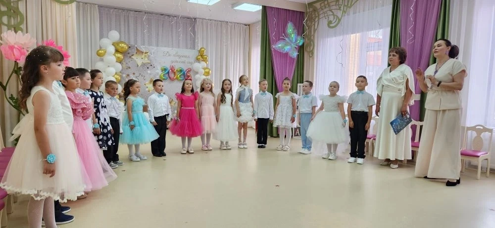 🎉В добрый путь, выпускники!✨