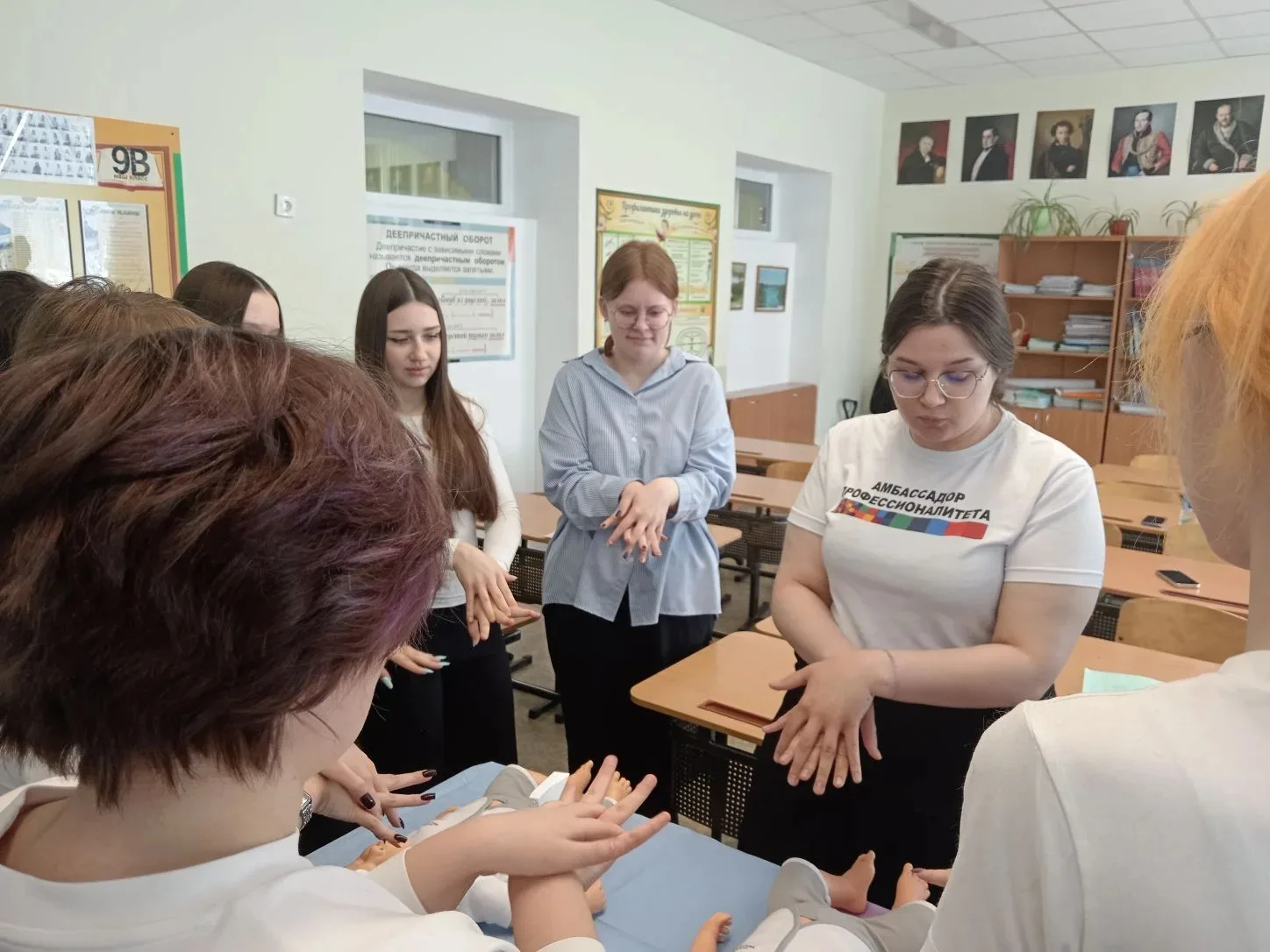Патриотическое воспитание в действии: третий день учебных сборов  Учащиеся 10‑х классов с полной отд