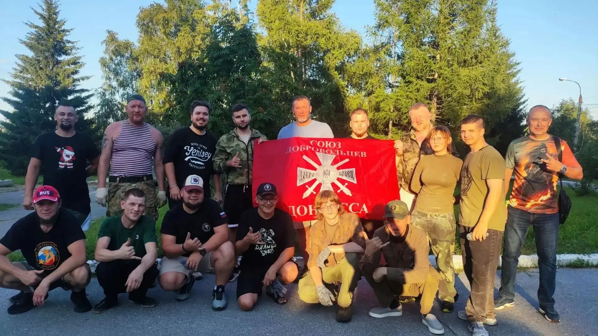 🇷🇺 Забота о защитниках: добровольцы помогают готовить палаты госпиталя ветеранов войн к обновлению