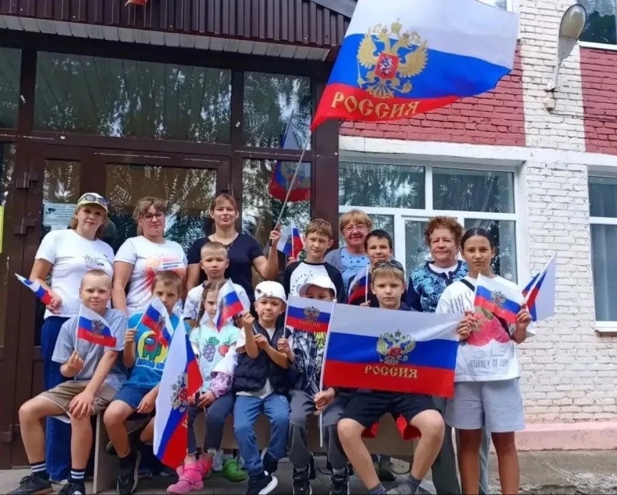 🚴‍♂ Велопробег «Флаг Державы - символ славы» и акция «Триколор»: праздник единства🇷🇺