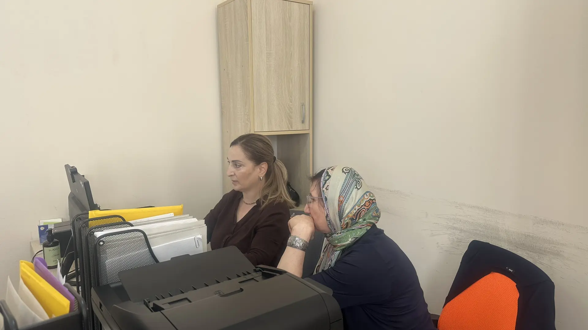 Вчера в ЦЗН Махачкалы прошла рабочая встреча с представителем Республиканского центра общественного 