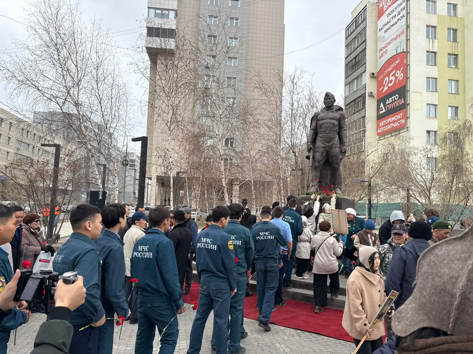 🎖Сегодня, в День Победы" учащиеся 8 «в» кадетского класса МЧС России имени А.Г. Судоргина   (кл. рук