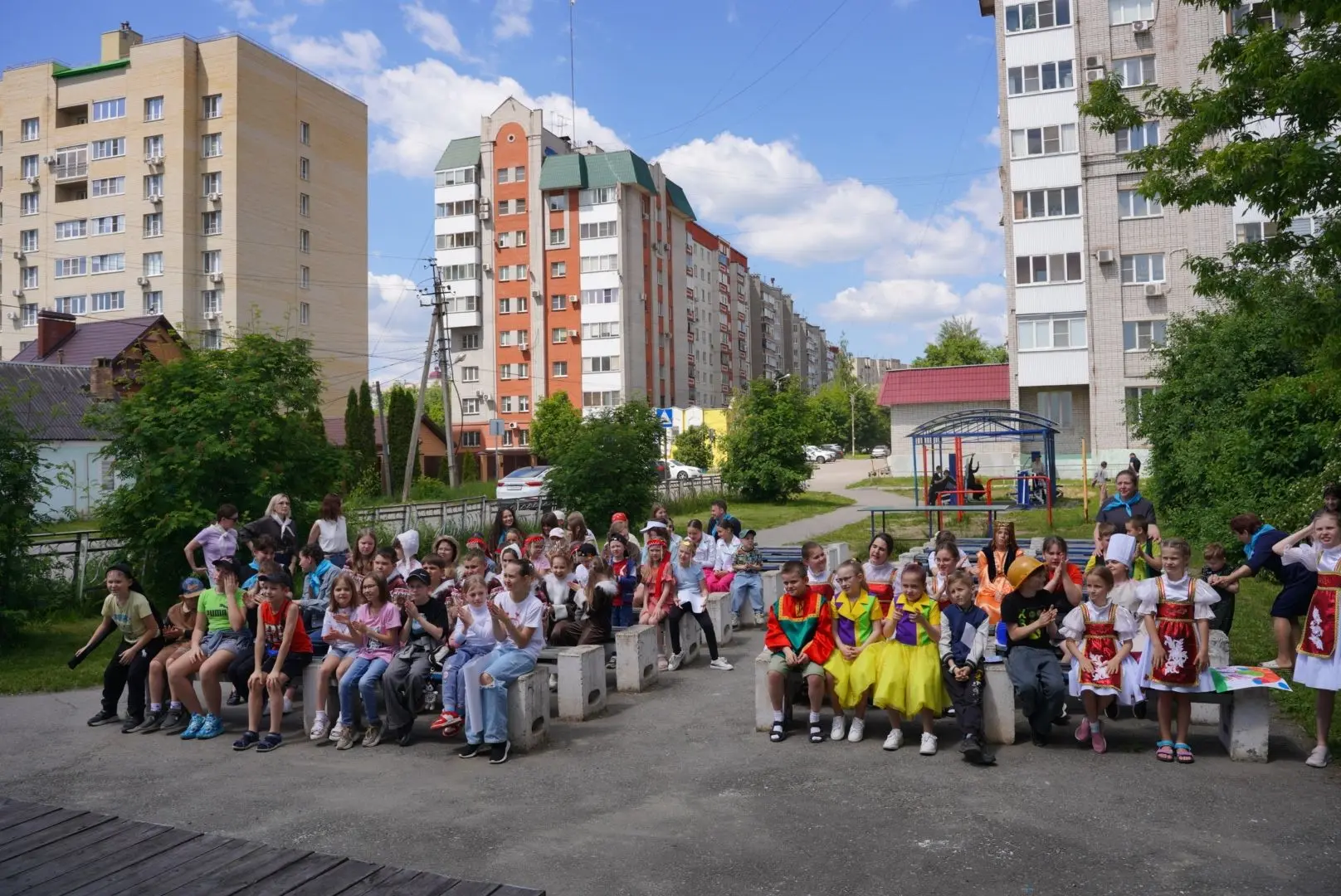 ➡️ В ДТ «Октябрьский» стартовало лето дружбы: открылся клуб «ДОКИ»!
