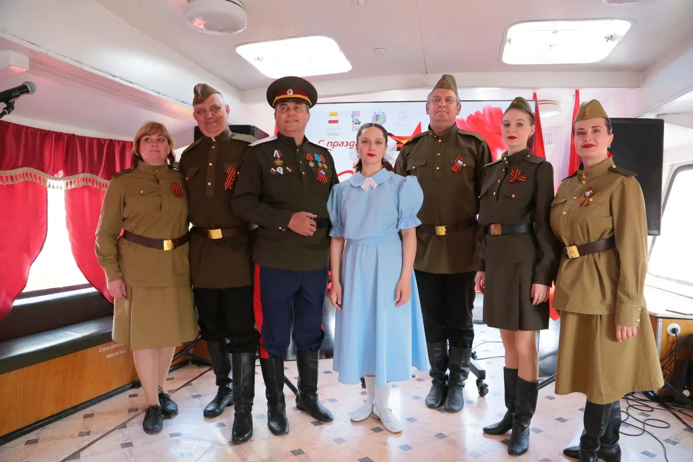Омичи, ещё есть возможность успеть на «Теплоход Победы»
