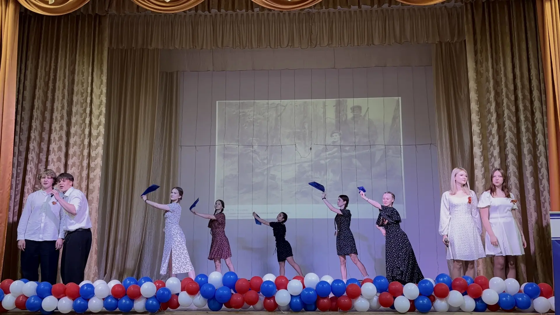 🎤 «Мелодии нашей Родины» — музыка, объединяющая поколения! 🎤  8 мая в нашей школе состоялся второй к