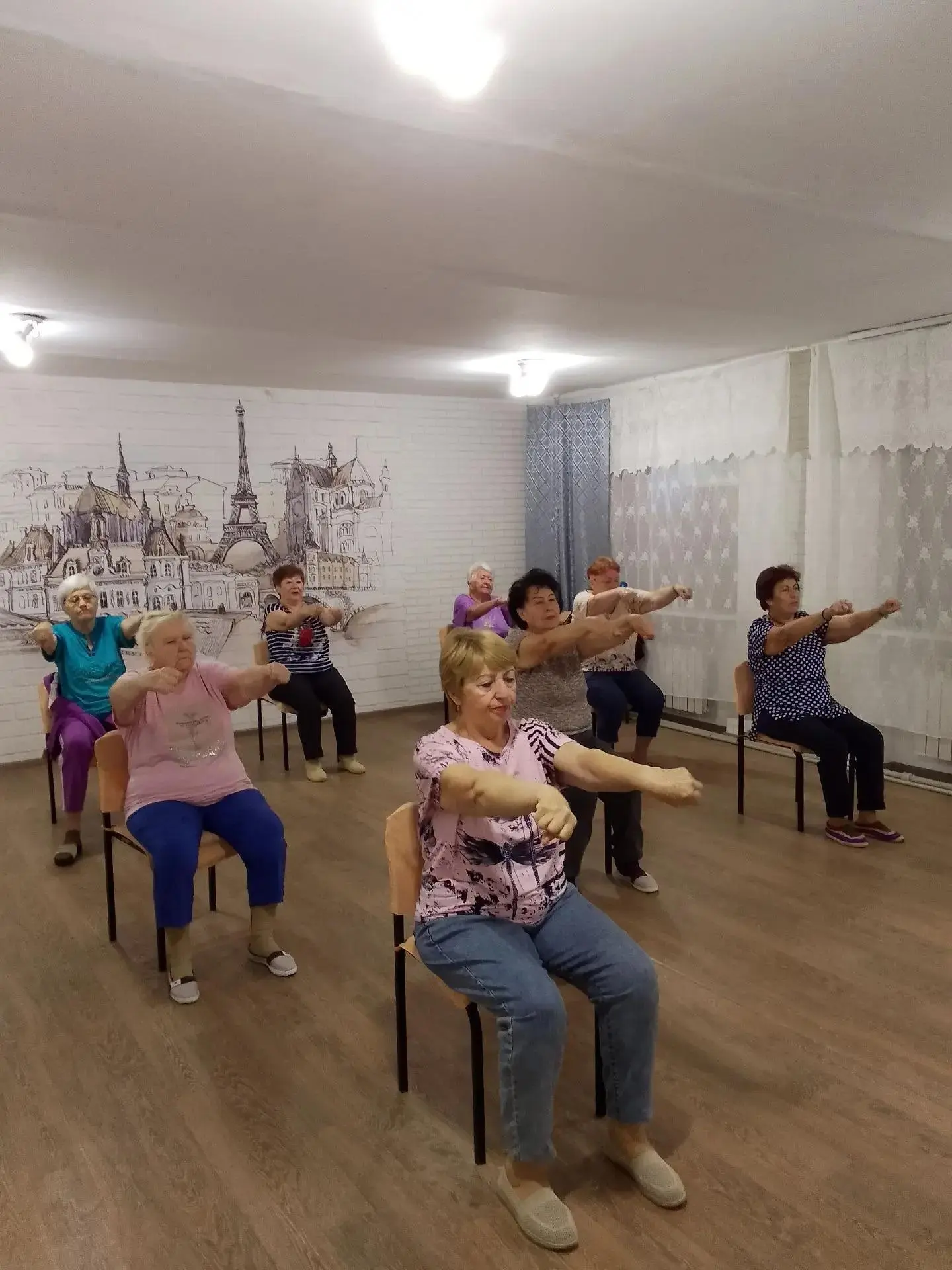 В ГБУСО ЦСОН Киевского района города Донецка на регулярной основе проходят занятия по а...