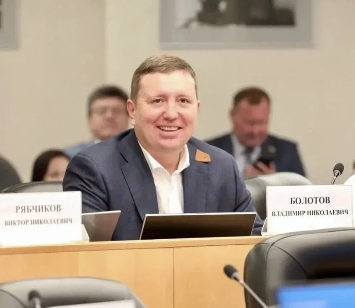 ❓Владимир Болотов может перейти в Думу Югры: что произойдет с его местом в Сургуте