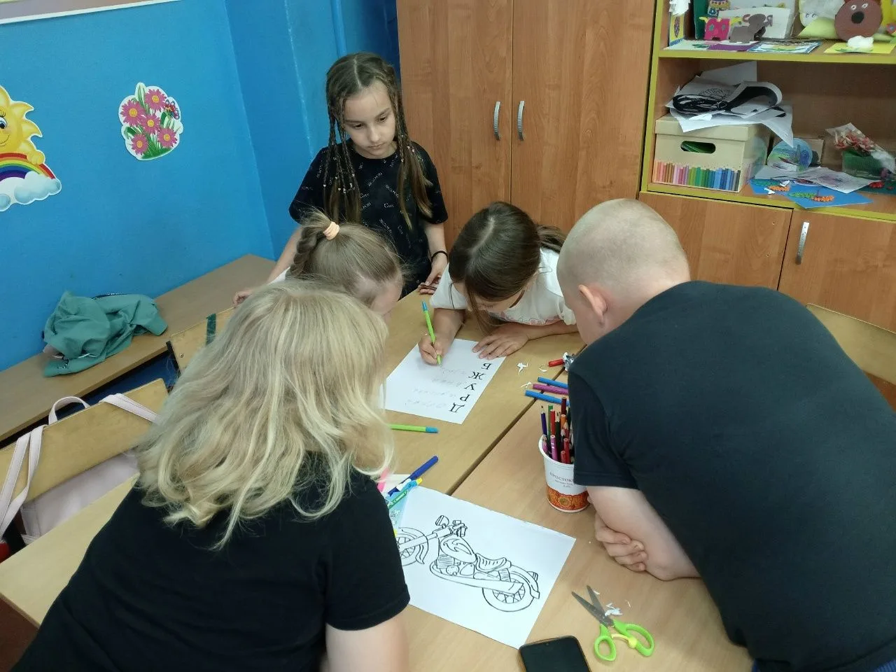 👫Сегодня в нашем пришкольном лагере – День друзей!