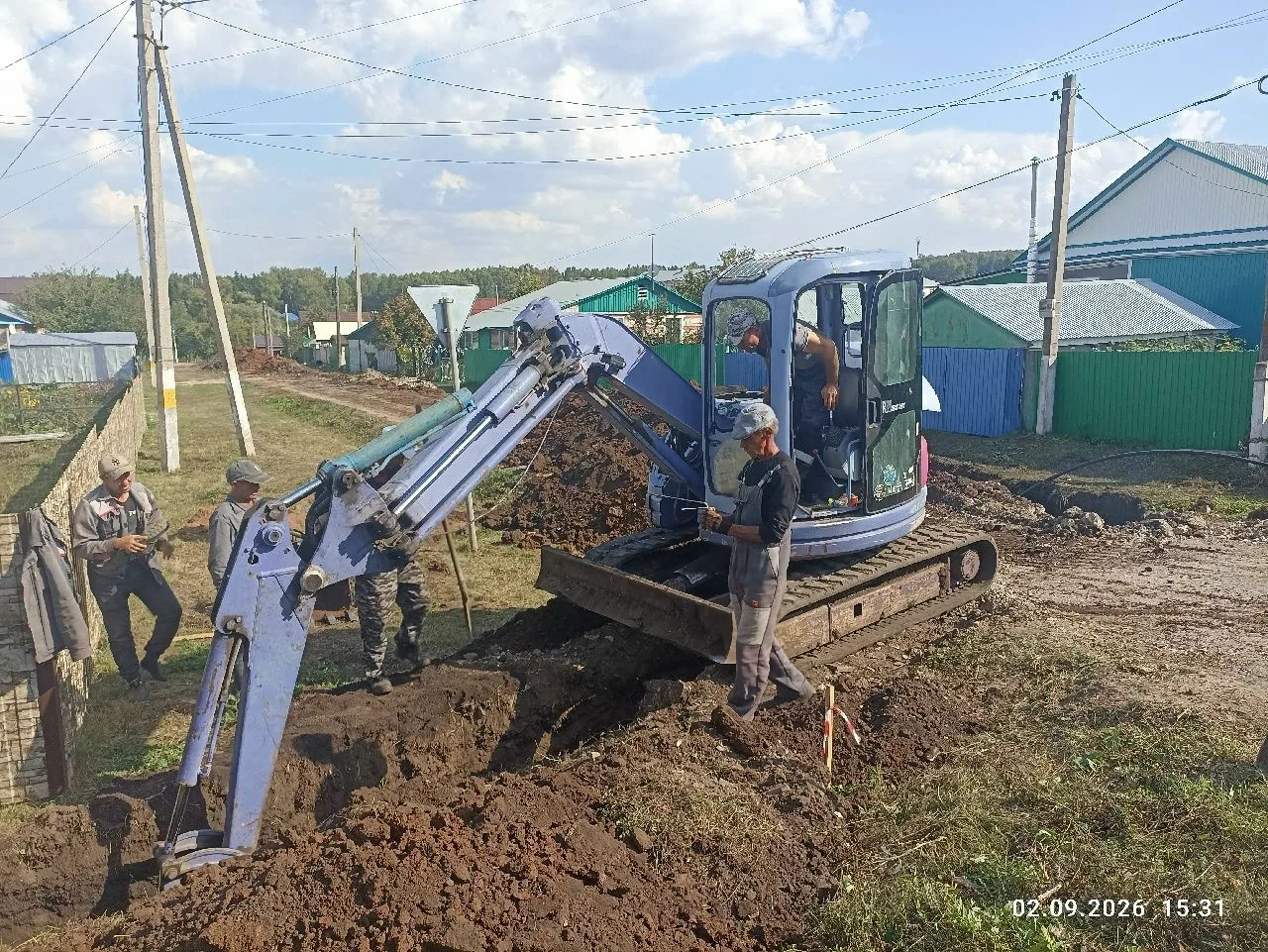 Пока стоит тёплая погода, ремонтная бригада МУП «Тепловик» использует её с максимальной...