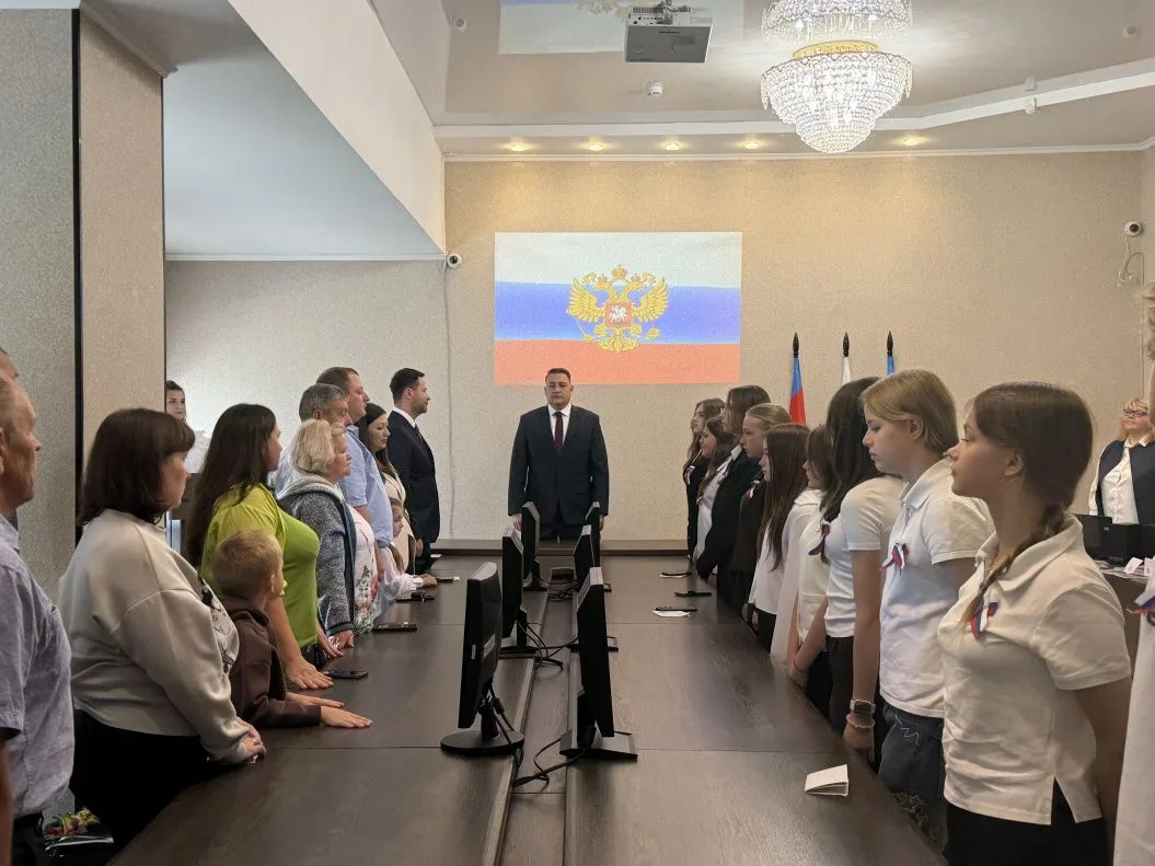 В Индустриальном районе состоялась торжественная церемония вручения первых паспортов